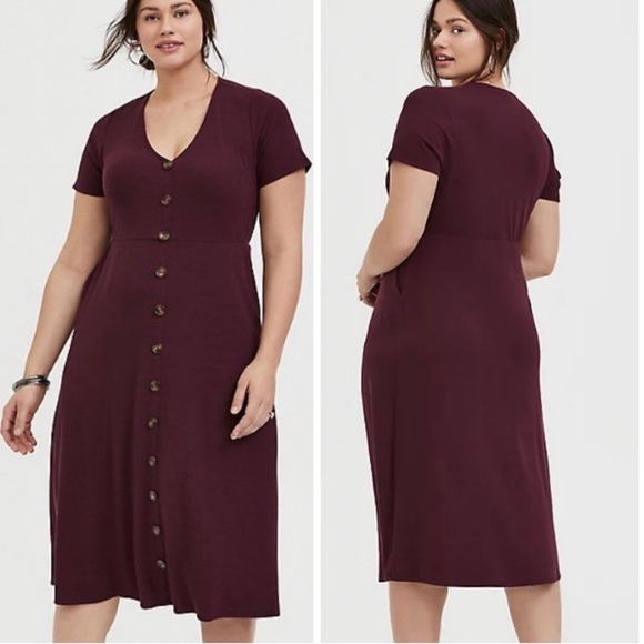 torrid Dresses & Skirts - Torrid midi short sleeve button down dress sz 00, burgundy ribbed sweater dress